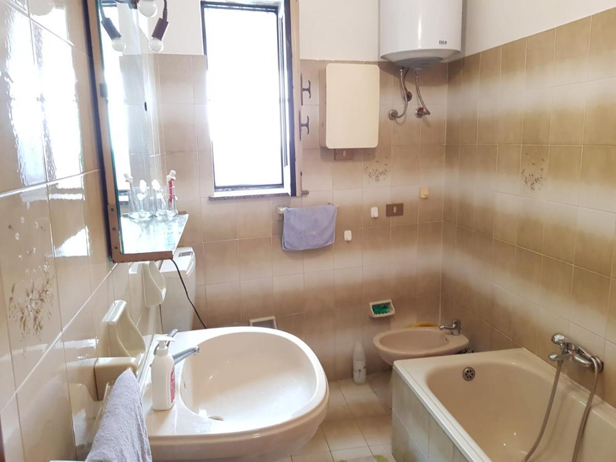 Casa Tranquilla E Luminosa Con Terrazzo A Due Passi Dal Mare Appartement Brolo Buitenkant foto